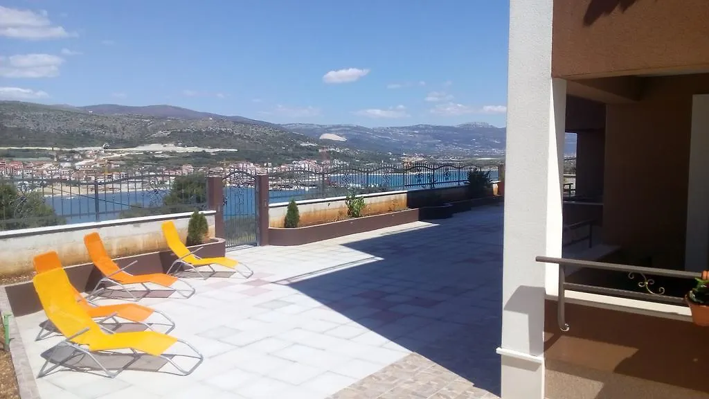 Villa Duje Old Town Trogir Apartment